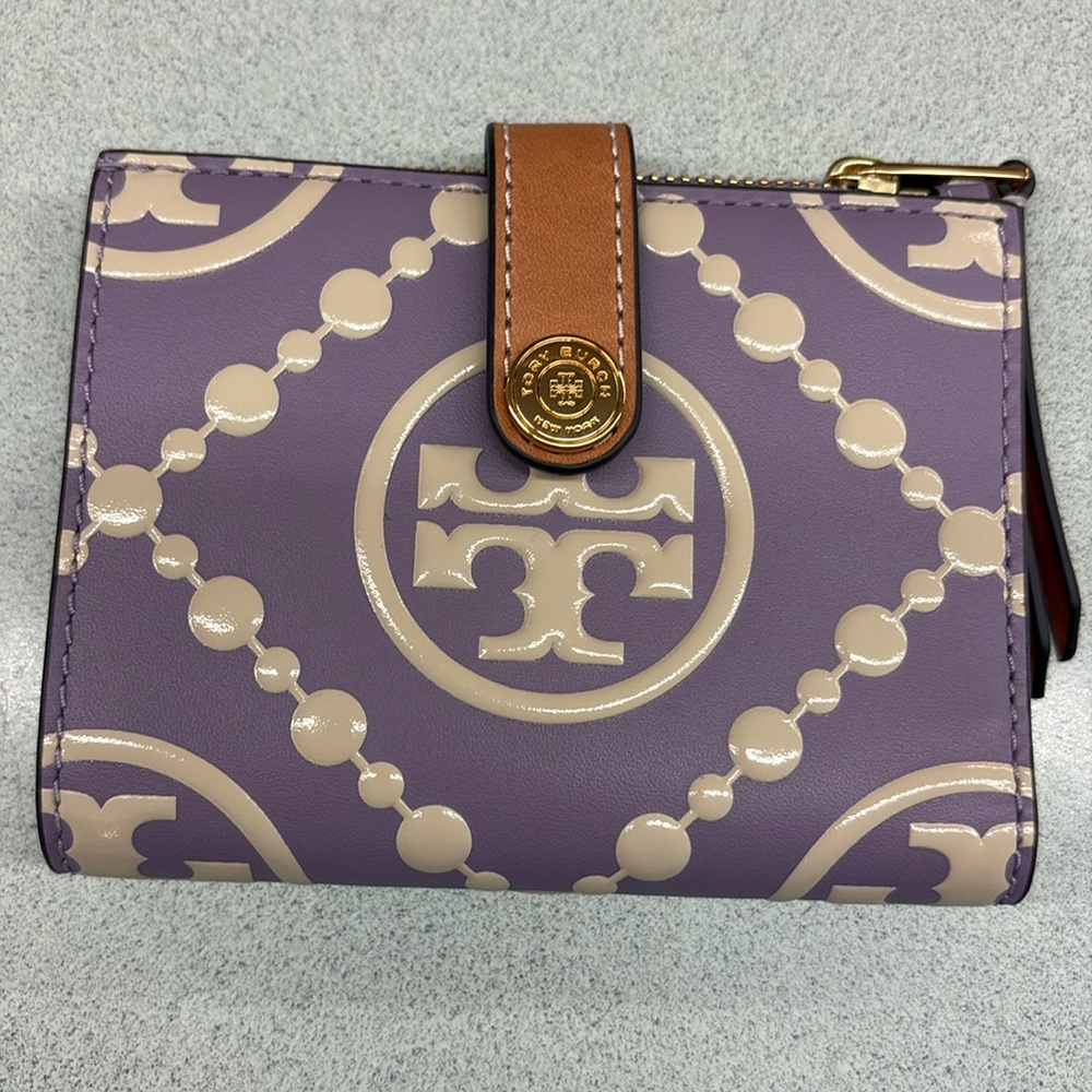 Tory Burch bifold monogram wallet, lavender/cream